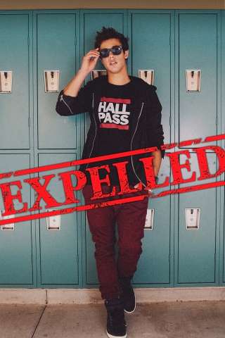 Expelled [HD] (2014)